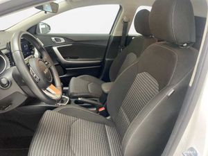 Kia XCeed Nuevo  1.0 T-GDi Drive 120CV (MY24)   - Foto 10