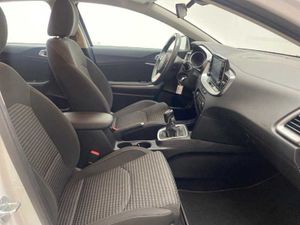 Kia XCeed Nuevo  1.0 T-GDi Drive 120CV (MY24)   - Foto 19