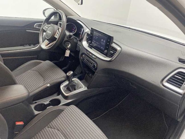Kia XCeed Nuevo  1.0 T-GDi Drive 120CV (MY24)   - Foto 18