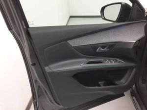Peugeot 5008 NSUV  Allure Pack PureTech 130 S&S 6 Vel. MAN   - Foto 19