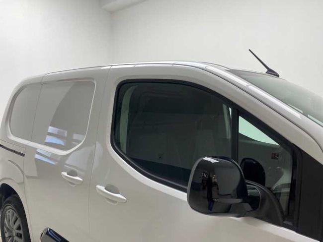 Peugeot Partner Nuevo E-Partner Standard 800kg eléctrico 100 Kw (136 Cv)   - Foto 17