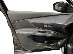 Peugeot 3008 NSUV  Allure Pack PureTech 130 S&S EAT8   - Foto 16