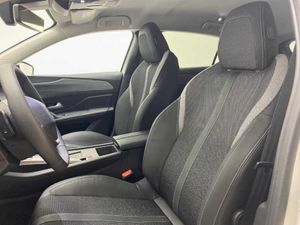 Peugeot 308 Nuevo  5p Allure BlueHDi 130 S&S EAT8   - Foto 17
