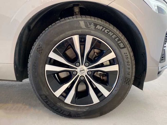 Volvo XC60 Recharge Core, T6 AWD Híbrido enchufable, Eléctrico/Gasolina, Bright   - Foto 33