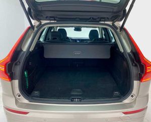Volvo XC60 Recharge Core, T6 AWD Híbrido enchufable, Eléctrico/Gasolina, Bright   - Foto 11