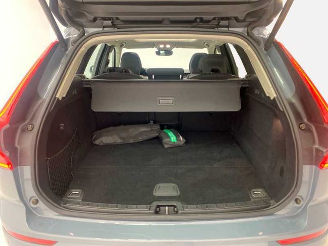 Volvo XC60 Recharge Core, T6 AWD Híbrido enchufable, Eléctrico/Gasolina, Bright   - Foto 23