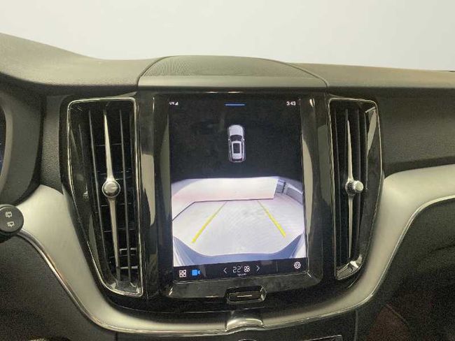 Volvo XC60 Recharge Core, T6 AWD Híbrido enchufable, Eléctrico/Gasolina, Bright   - Foto 15
