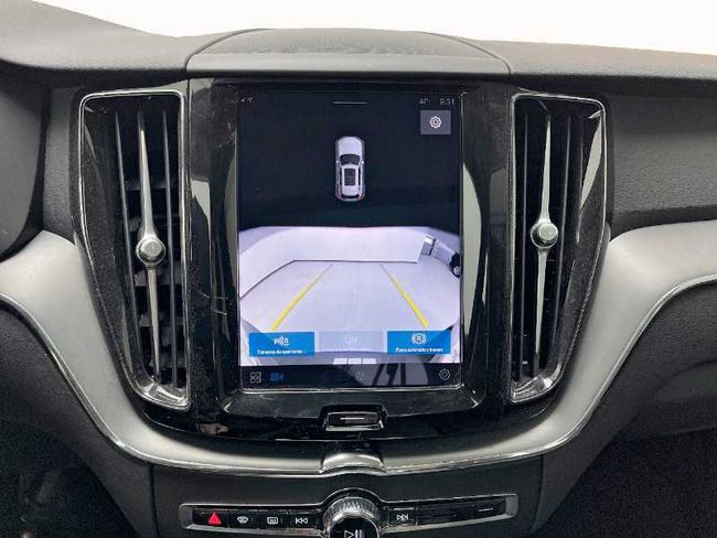Volvo XC60 Recharge Core, T6 AWD Híbrido enchufable, Eléctrico/Gasolina, Bright   - Foto 18