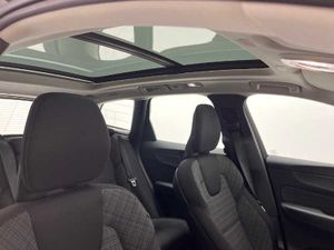 Volvo XC60 Recharge Core, T6 AWD Híbrido enchufable, Eléctrico/Gasolina, Bright   - Foto 20