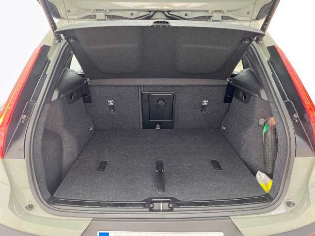 Volvo XC40 Core, B3 Mild hybrid, Gasolina   - Foto 8