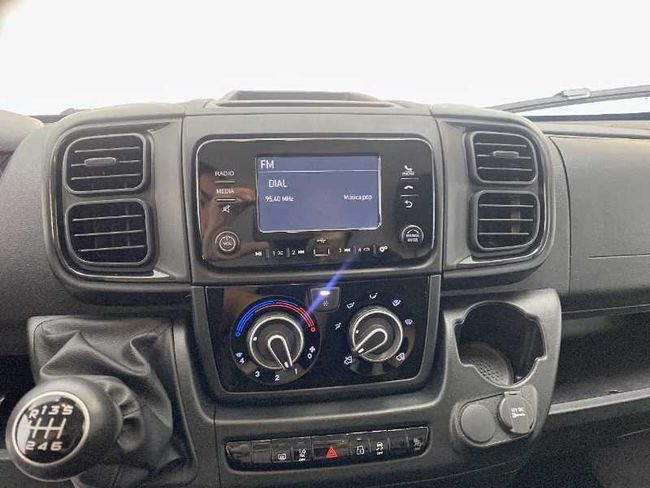 Peugeot Boxer Nuevo  Furgon 3.5 L2 H2 BlueHDi 140 S&S 6v MAN   - Foto 14