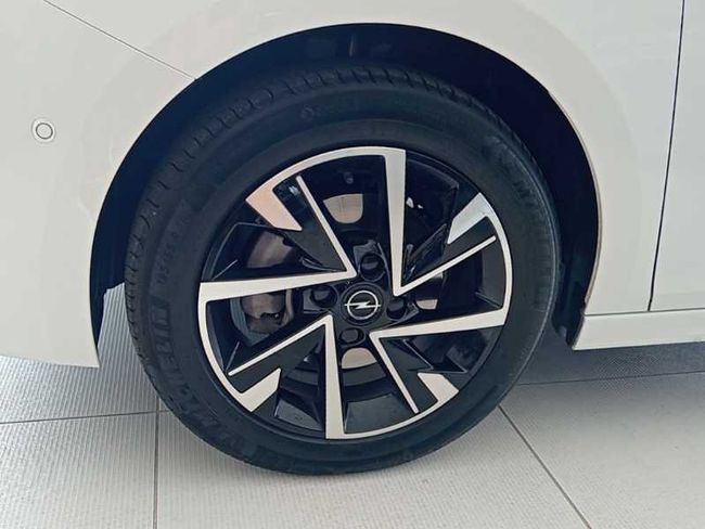 Opel Corsa Nuevo  GS 1.2T XHL MT6 S.S 100 CV (74kW)   - Foto 13