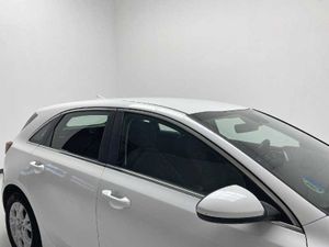 Kia Ceed 5P 1.0 MHEV DRIVE DCT 120 MY24 Automatico   - Foto 12