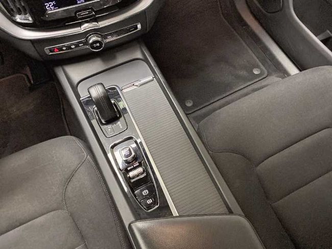 Volvo XC60 B4 (D) Bussines Plus Auto   - Foto 19