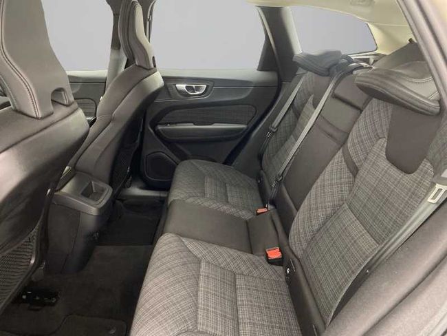 Volvo XC60 B4 (D) Core Auto   - Foto 10
