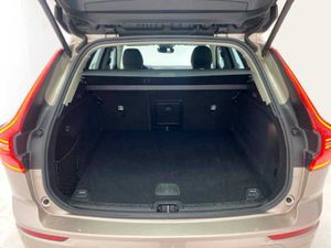 Volvo XC60 B4 (D) Core Auto   - Foto 11