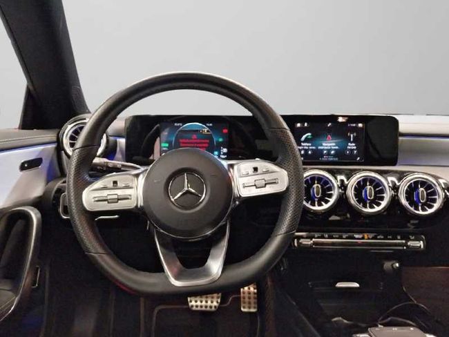 Mercedes CLA MERCEDES-BENZ  SHOOTING BRAKE 250e   - Foto 13