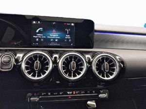 Mercedes CLA MERCEDES-BENZ  SHOOTING BRAKE 250e   - Foto 15
