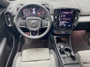 Volvo XC40 T2 1.5 Core Auto   - Foto 13