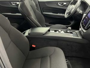 Volvo XC60 B4 (D) Bussines Plus Auto AWD   - Foto 20