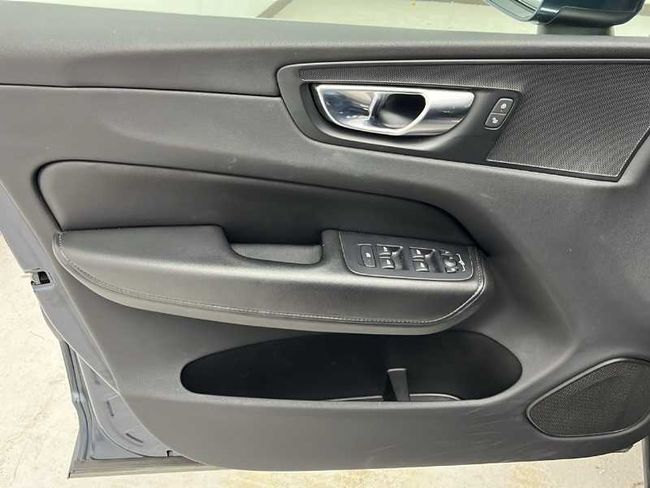 Volvo XC60 B4 (D) Bussines Plus Auto AWD   - Foto 19