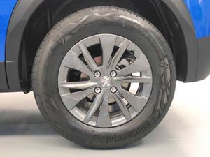 Peugeot 2008 SUV  Active Pack Gasolina 100 S&S 6 Vel. MAN    - Foto 8
