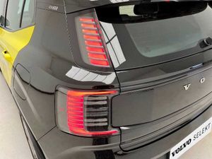 Volvo EX30 Plus, Single Motor Extended Range, Eléctrico   - Foto 53