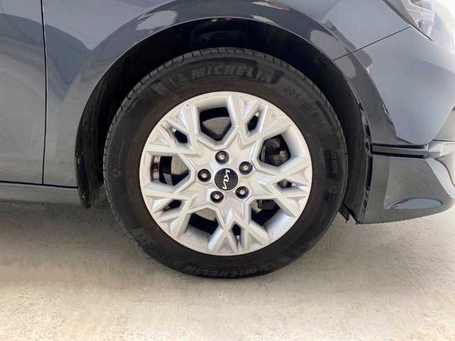 Kia Ceed 1.6 MHEV iMT 100kW 136CV Drive 5p Diesel   - Foto 9