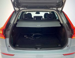 Volvo XC60 Recharge Core, T6 AWD Híbrido enchufable, Eléctrico/Gasolina, Bright   - Foto 20