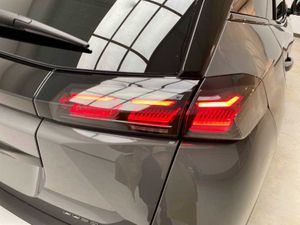 Peugeot 2008 NSUV  GT Hybrid 145 eDCS6 RENT   - Foto 21