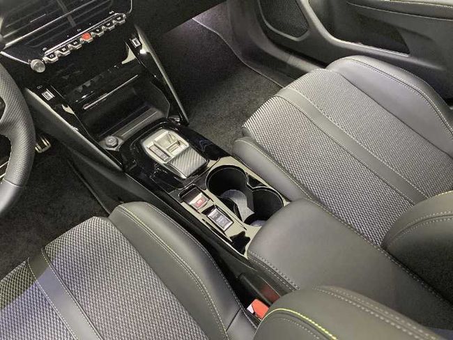 Peugeot 2008 NSUV  GT Hybrid 145 eDCS6 RENT   - Foto 16