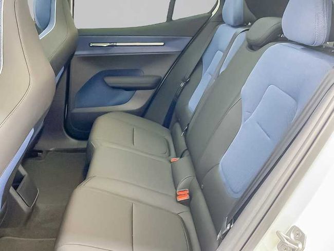 Volvo EX30 Ultra, Twin Motor Performance, Eléctrico AWD   - Foto 18