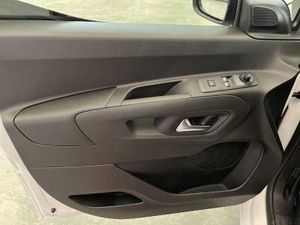 Citroën Berlingo Nuevo  VAN FURGON ESTÁNDAR Talla XL BlueHDi 100 S&S 2 PLAZAS   - Foto 21