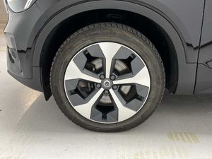 Volvo XC40 Plus, B4 AWD (gasolina), Gasolina, Bright   - Foto 10