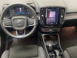 Volvo XC40 Plus, B4 AWD (gasolina), Gasolina, Bright   - Foto 13