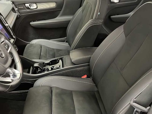 Volvo XC40 Plus, B4 AWD (gasolina), Gasolina, Bright   - Foto 10