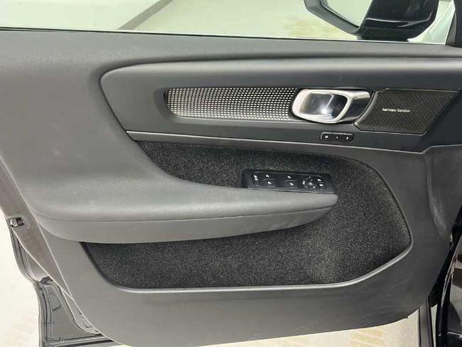 Volvo XC40 Plus, B4 AWD (gasolina), Gasolina, Bright   - Foto 20