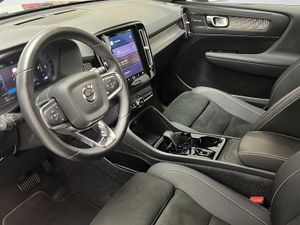 Volvo XC40 Plus, B4 AWD (gasolina), Gasolina, Bright   - Foto 9