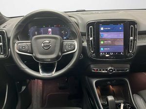 Volvo XC40 Plus, B4 AWD (gasolina), Gasolina, Bright   - Foto 13