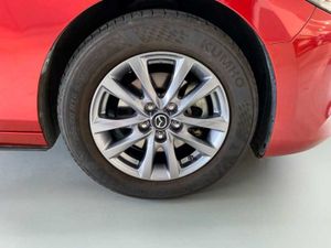 Mazda 3 (2022) E-SKYACTIV G 2,0 122 CV Origin MT   - Foto 16