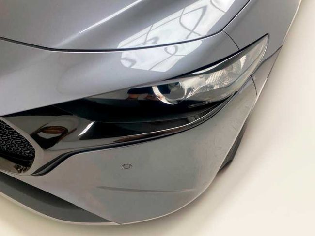 Mazda 3 (2022) E-SKYACTIV G 2,0 122 CV HOMURA Auto   - Foto 17
