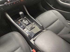 Mazda 3 (2022) E-SKYACTIV G 2,0 122 CV HOMURA Auto   - Foto 18