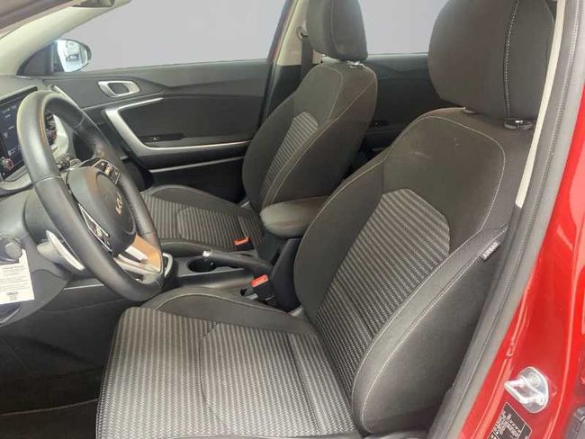 Kia Ceed 5P 1.0 MHEV DRIVE DCT 120 MY24 Automatico   - Foto 10