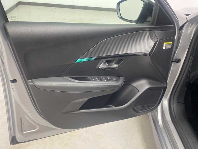Peugeot 208 Nuevo  5P Allure Pack BlueHDi 100 S&S 6 Vel MAN     - Foto 21