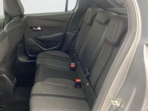 Peugeot 208 Nuevo  5P Allure Pack BlueHDi 100 S&S 6 Vel MAN     - Foto 11