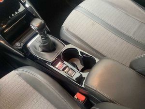 Peugeot 208 Nuevo  5P Allure Pack BlueHDi 100 S&S 6 Vel MAN     - Foto 20