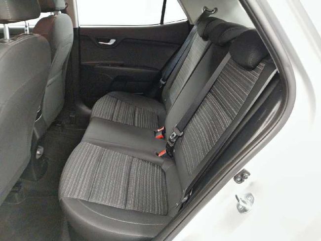 Kia Stonic 1.0 T-GDi MHEV Drive 120   - Foto 11