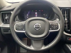 Volvo XC60 B4 (D) Core Auto   - Foto 17
