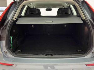 Volvo XC60 B4 (D) Core Auto   - Foto 10