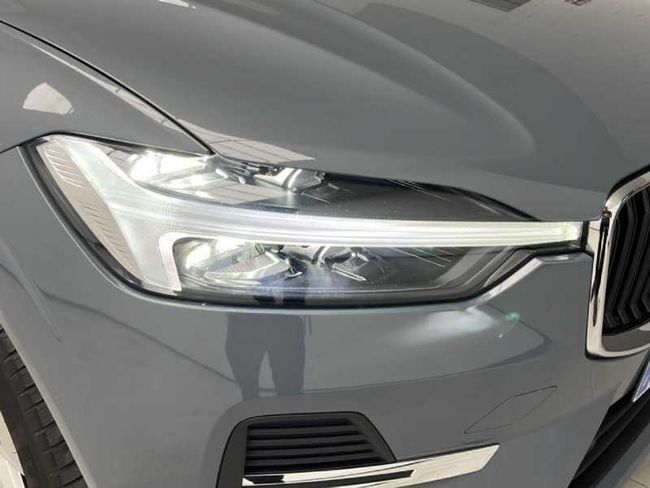 Volvo XC60 B4 (D) Core Auto   - Foto 20